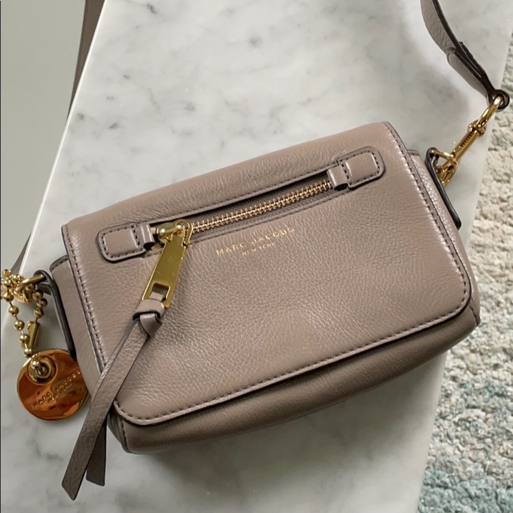 Grey taupe Marc Jacobs crossbody